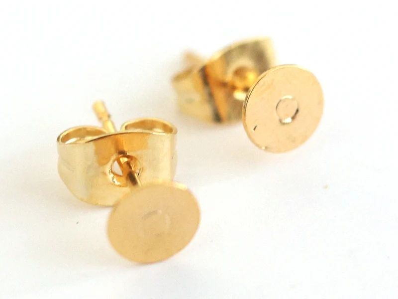 Paire de puces d'oreilles avec embouts - doré à l'or fin