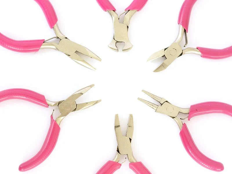 6 mini pinces roses pour création de bijoux - dans un joli étui